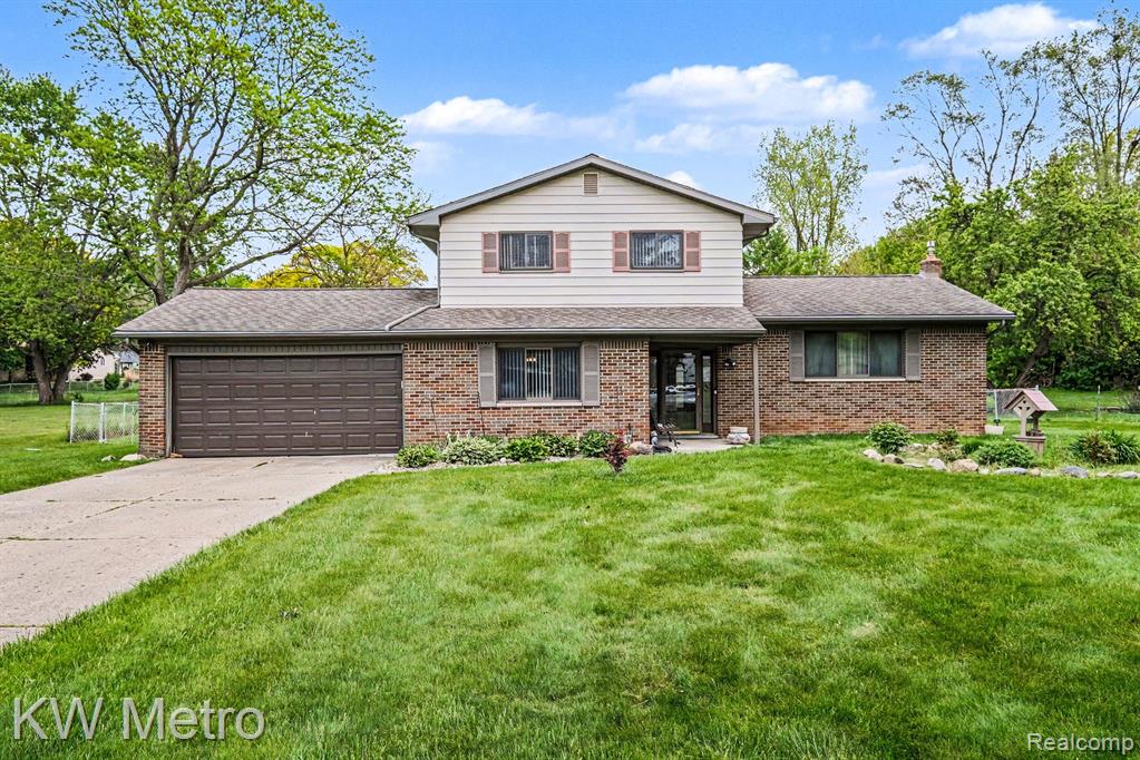1148 Carter Drive, Flint, MI 48532