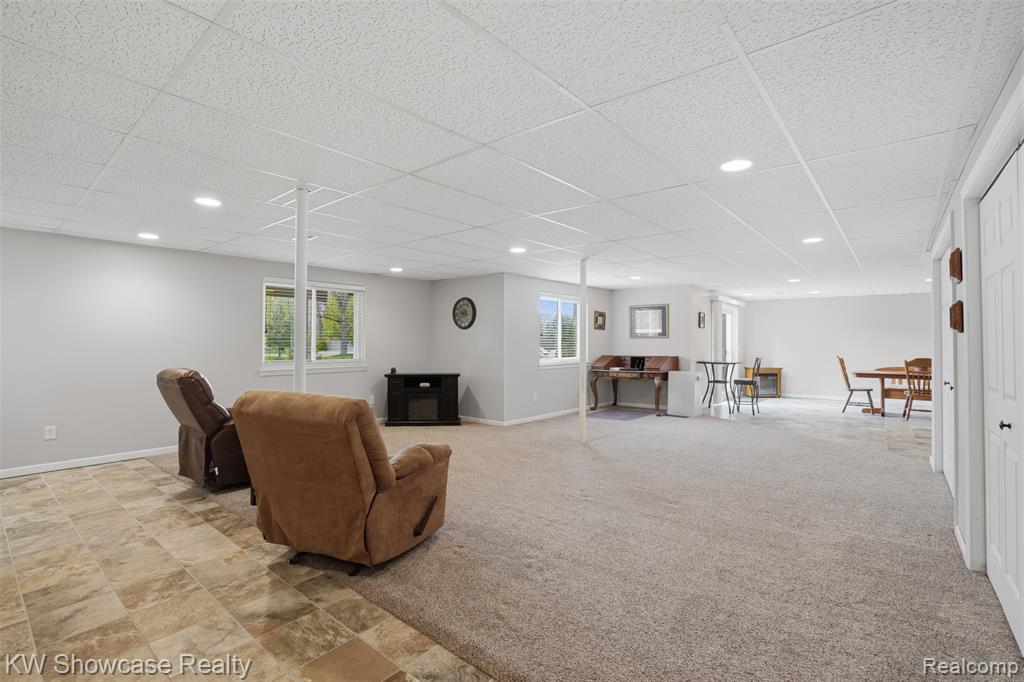 2185 Arapahoe Basin, White Lake, MI 48383 — Photo 21