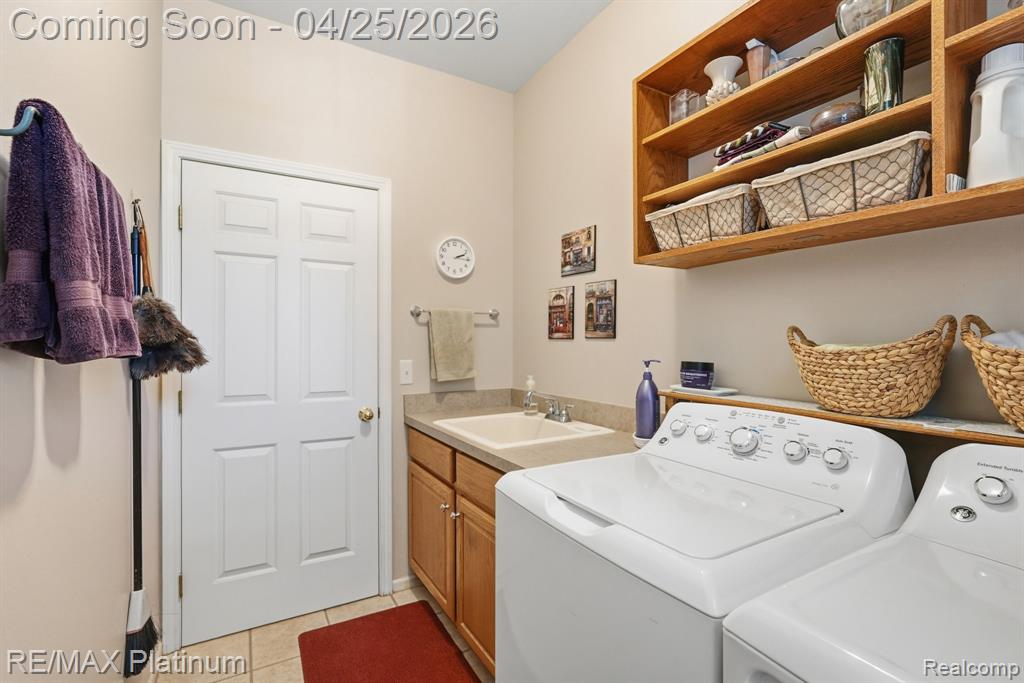 7548 Elmbrooke Way, Brighton, MI 48116 — Photo 25