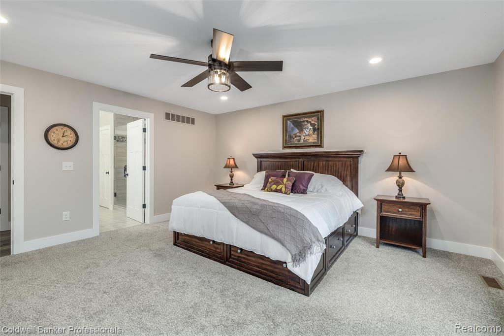 3320 Acorn Grove Court, Ortonville, MI 48462 — Photo 23