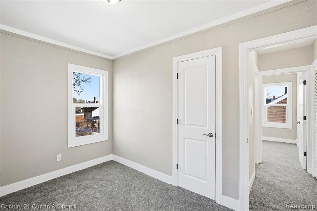 6640 Yinger Avenue, Dearborn, MI 48126 — Photo 28