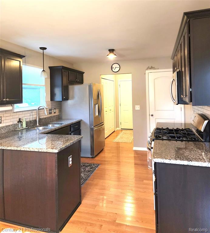 4157 Pepper Tree Lane, Howell, MI 48843 — Photo 9