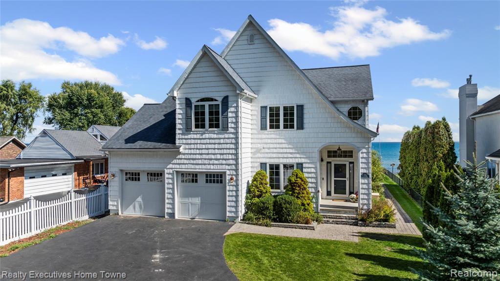 5802 Lakeshore Road, Fort Gratiot, MI 48059 — Photo 61