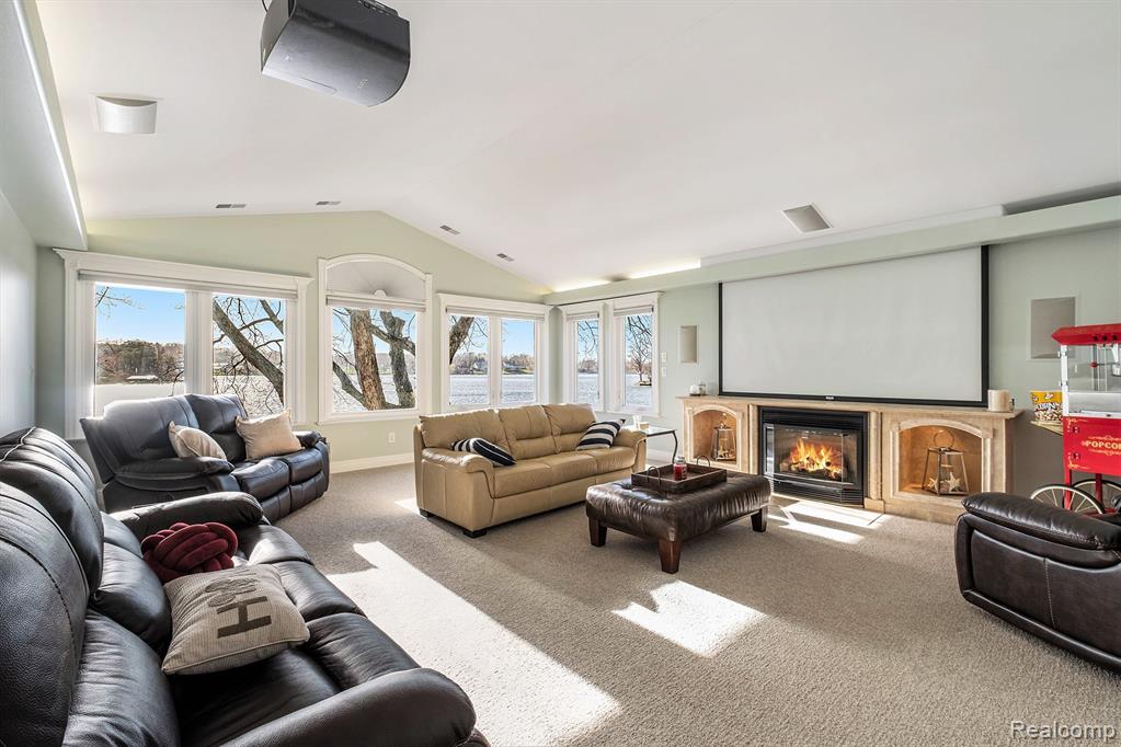 8460 WOODLAND SHORE Drive, Brighton, MI 48114 — Photo 31