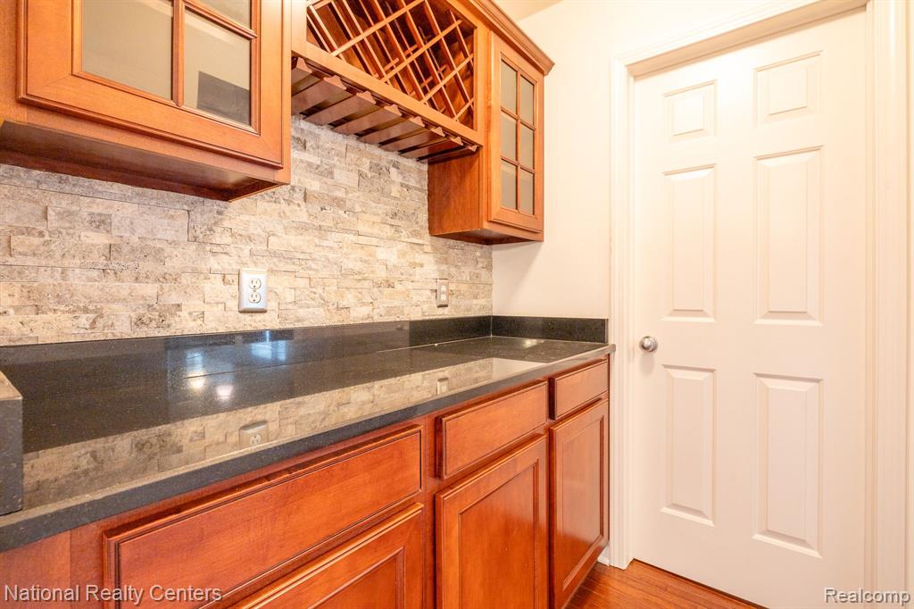 7653 Wood Brook Road, Ann Arbor, MI 48103 — Photo 29