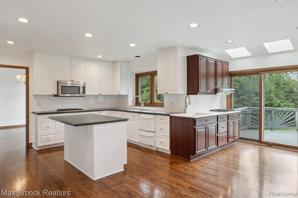 6722 Torybrooke Circle, West Bloomfield, MI 48323 — Photo 18