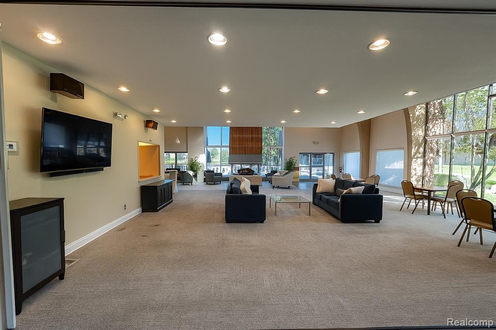 1823 Brentwood Drive, Troy, MI 48098 — Photo 36