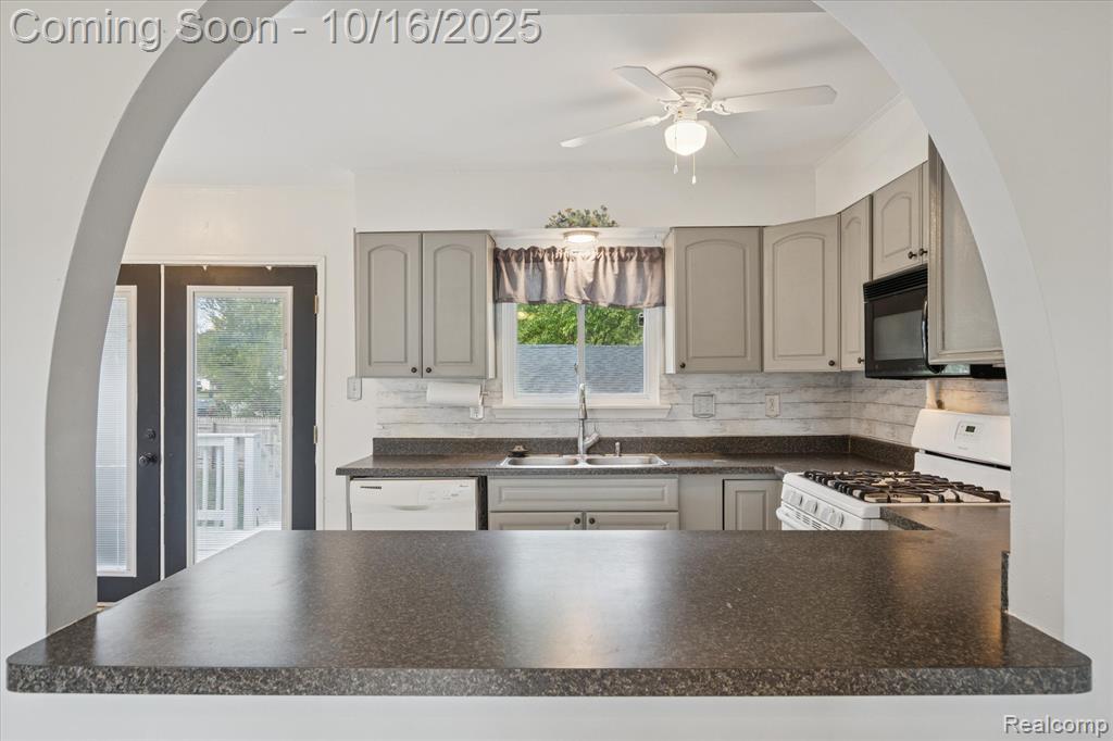 1815 Heatherridge Street, Ypsilanti, MI 48198 — Photo 12