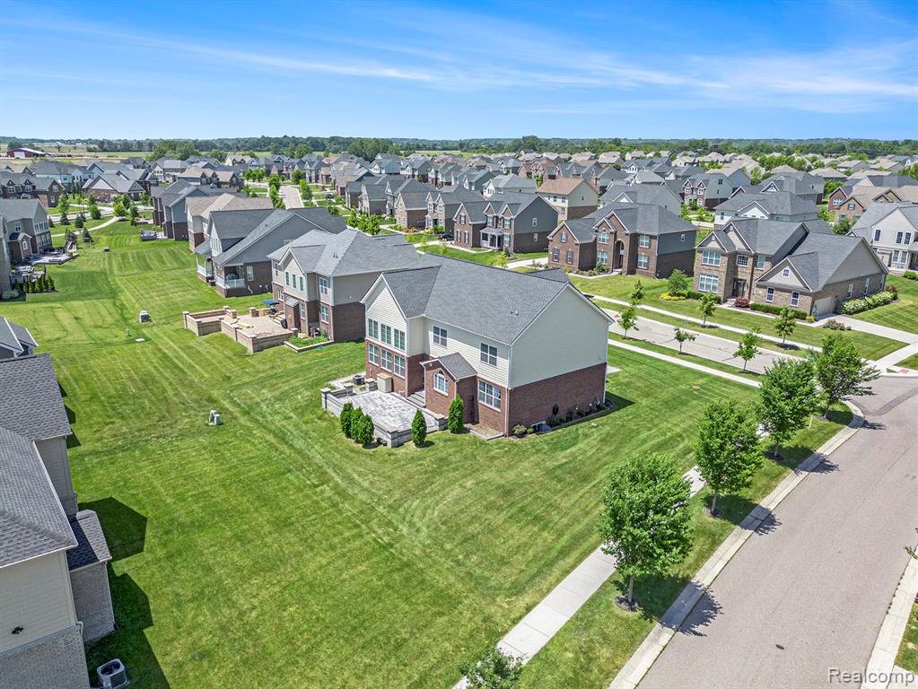 51021 Laurel Park, Canton, MI 48188 — Photo 42