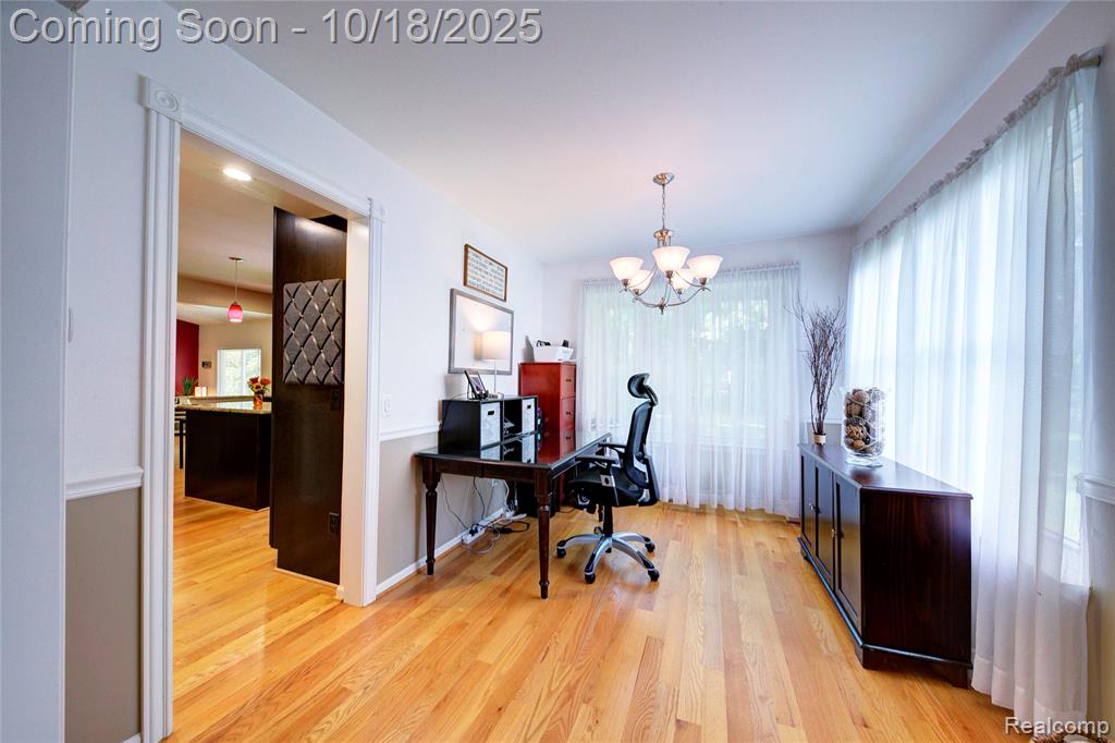 975 S Parkwood Drive, South Lyon, MI 48178 — Photo 25