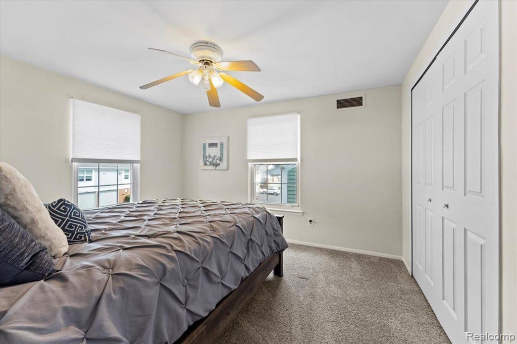 21382 E GLEN HAVEN Circle, Northville, MI 48167 — Photo 18