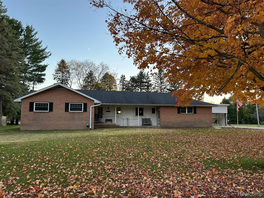 921 Saginaw Street, Vassar, MI 48768 — front exterior