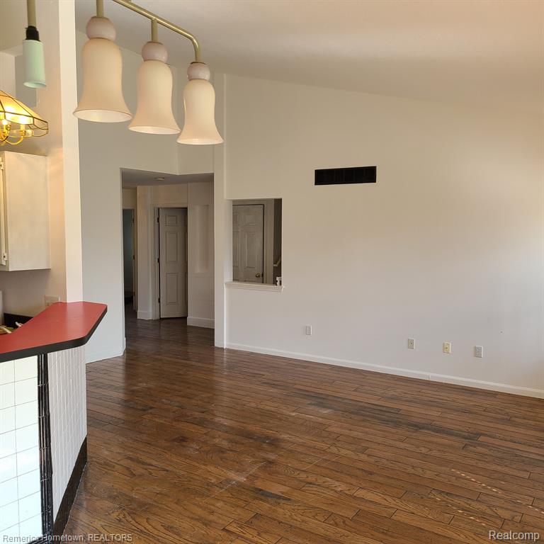 497 LILLY VIEW Court, 48, Howell, MI 48843 — Photo 8