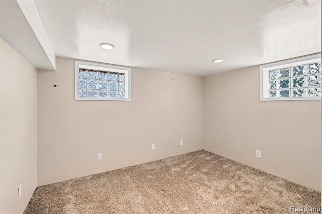 313 Myrtle Street, Flushing, MI 48433 — Photo 18