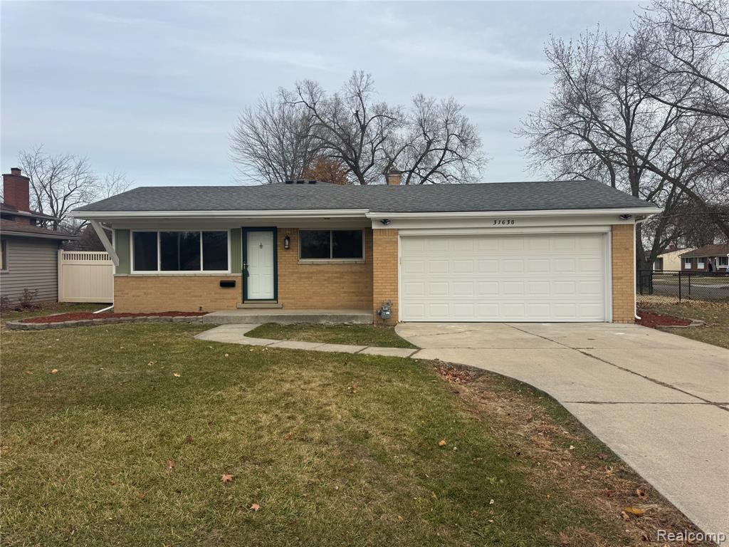 31638 Williams Court, Rockwood, MI — Photo 2