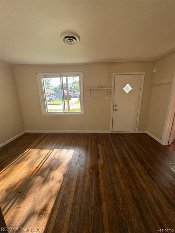 4957 Ziegler Street, Dearborn Heights, MI 48125 — Photo 5