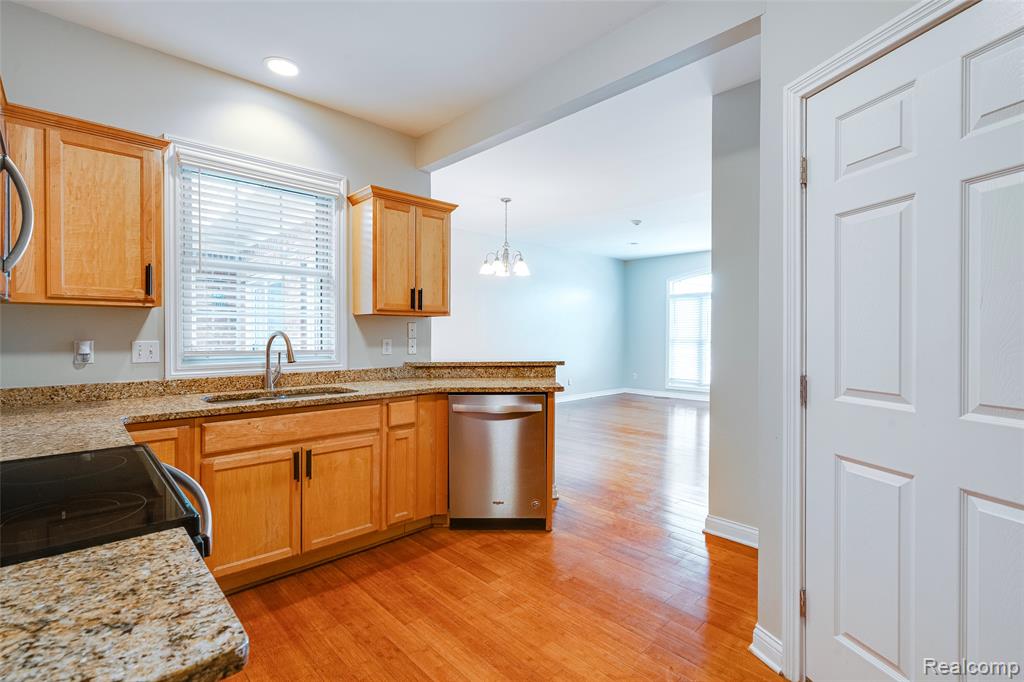 1584 Commodore Circle, Canton, MI 48187 — Photo 12
