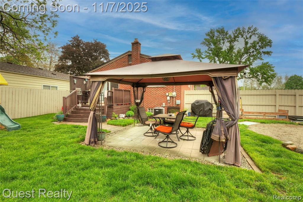 9013 Oporto Street, Livonia, MI 48150 — Photo 34