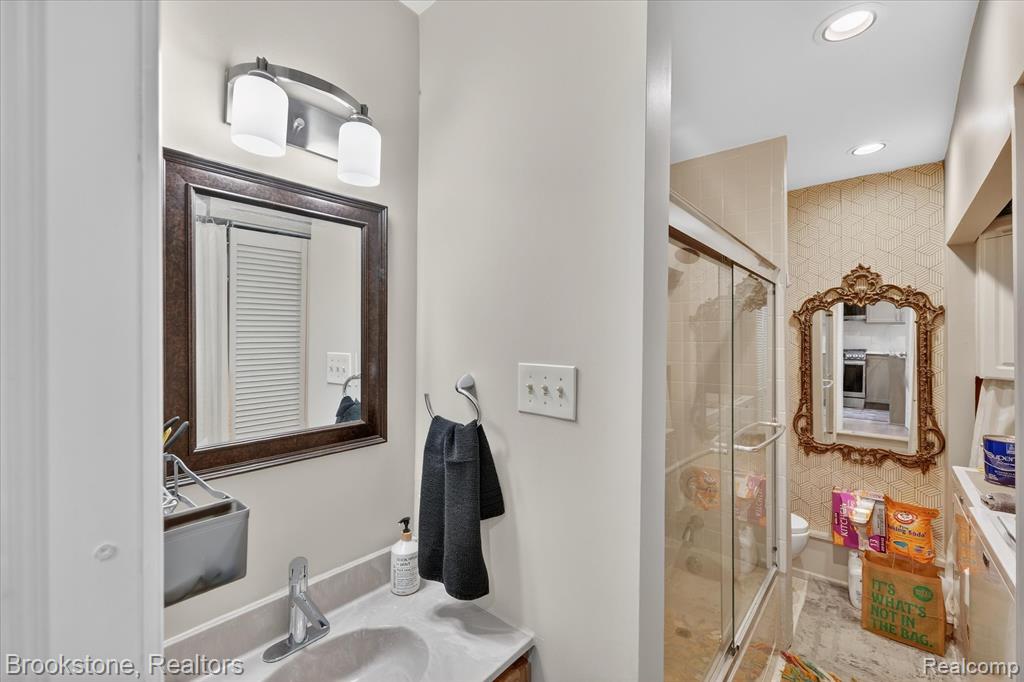 15636 Kirkshire Avenue, Beverly Hills, MI 48025 — Photo 32