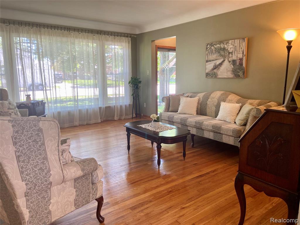 17812 Quarry Road, Riverview, MI 48193 — Photo 7