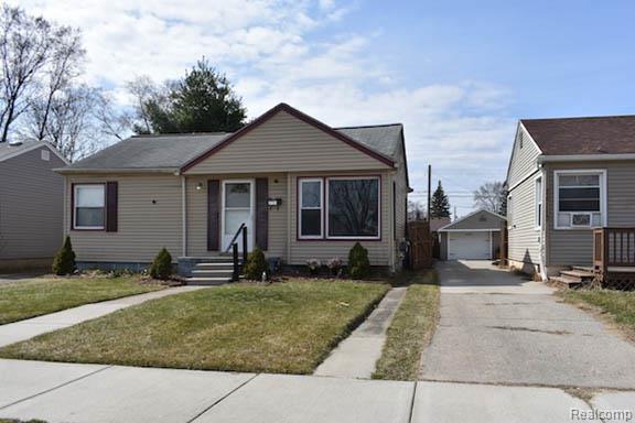 26103 Palmer Boulevard, Madison Heights, MI 48071 — front exterior