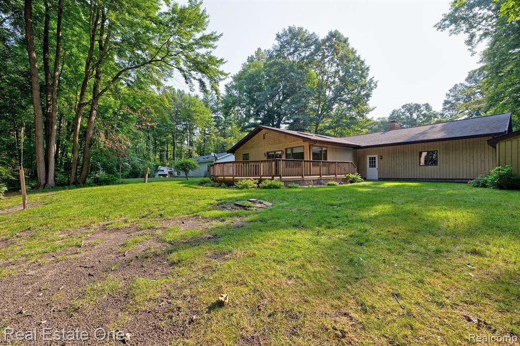 2225 LYNN Road, Sanford, MI 48657 — Photo 75