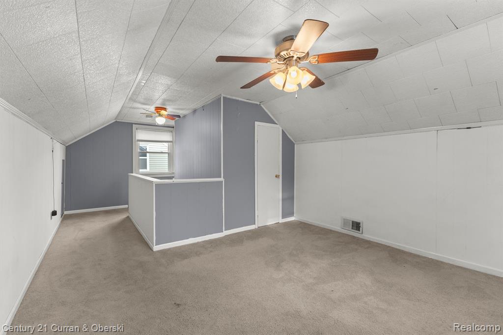 853 CLOVERLAWN Boulevard, Lincoln Park, MI 48146 — Photo 14