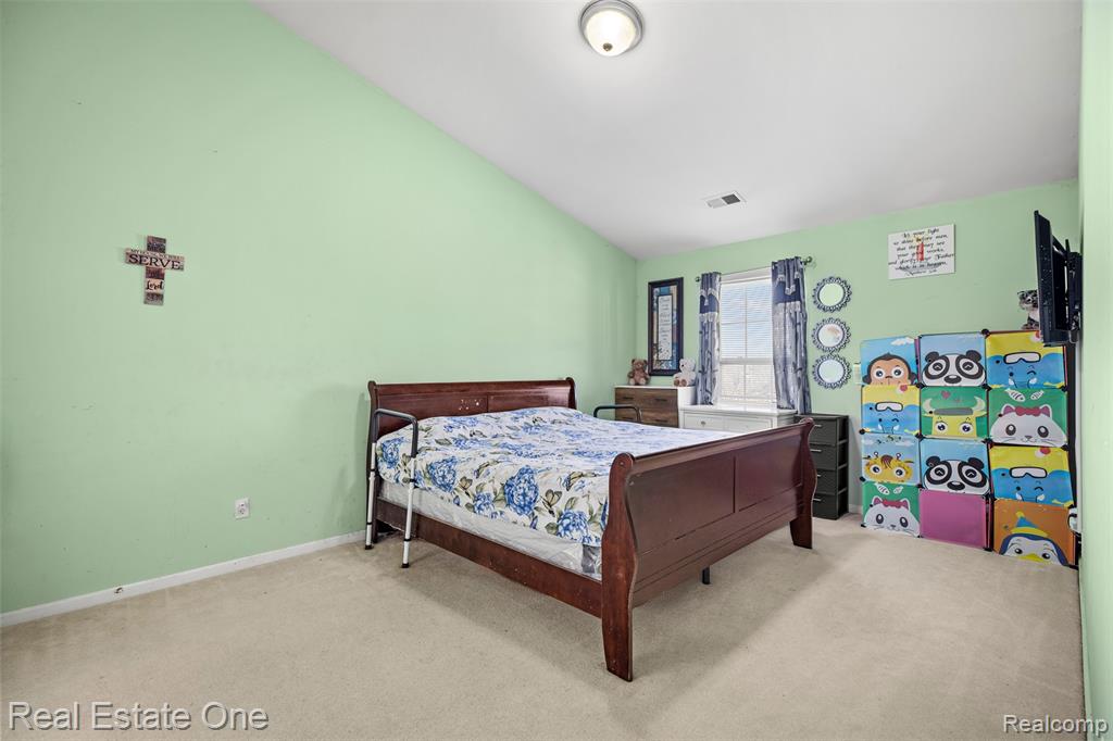 21628 Majestic Drive, Trenton, MI 48183 — Photo 15