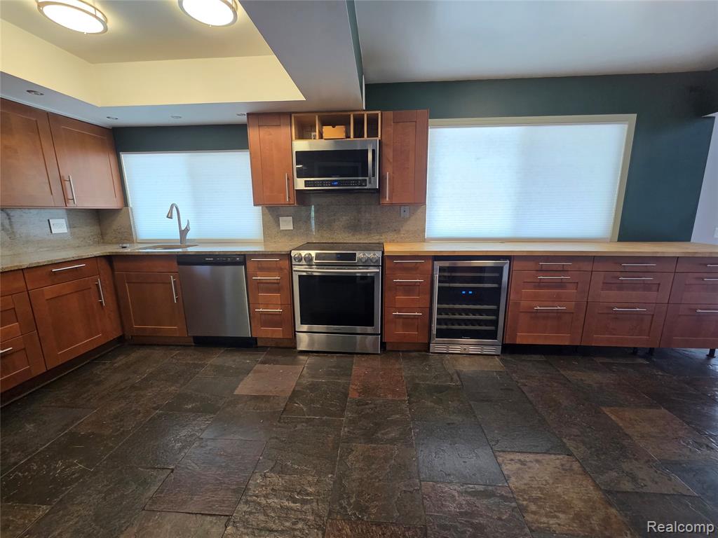 6076 Glen Eagles Drive, West Bloomfield, MI 48323 — Photo 12