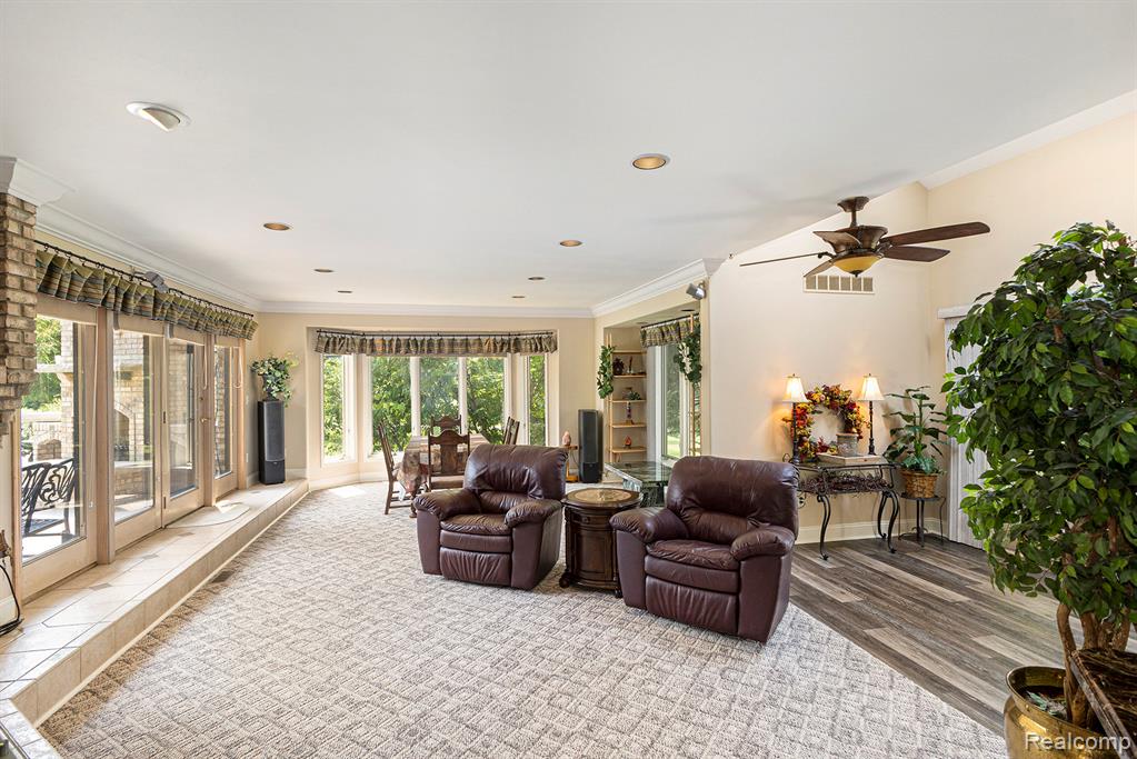841 OLD MILFORD FARMS, Milford, MI 48381 — Photo 12