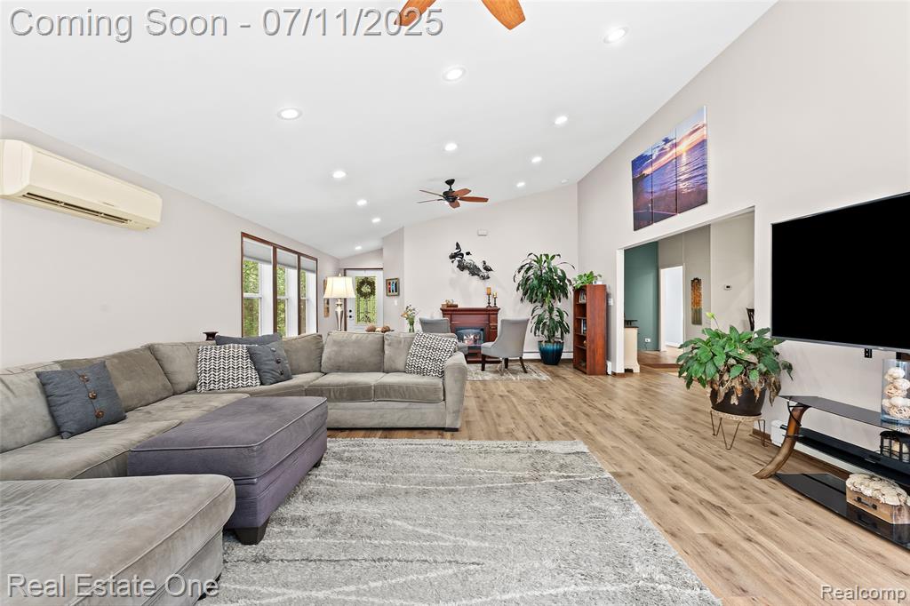 4217 Link Avenue, Brighton, MI 48114 — Photo 9