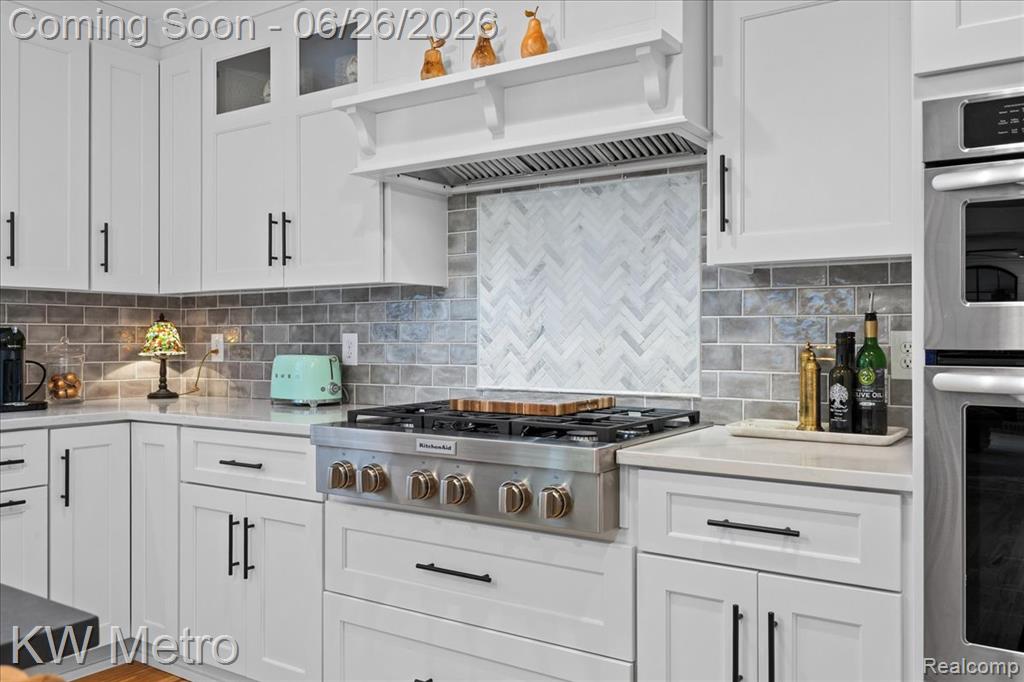 1393 Lake Shore Boulevard, Lake Orion, MI 48362 — Photo 18