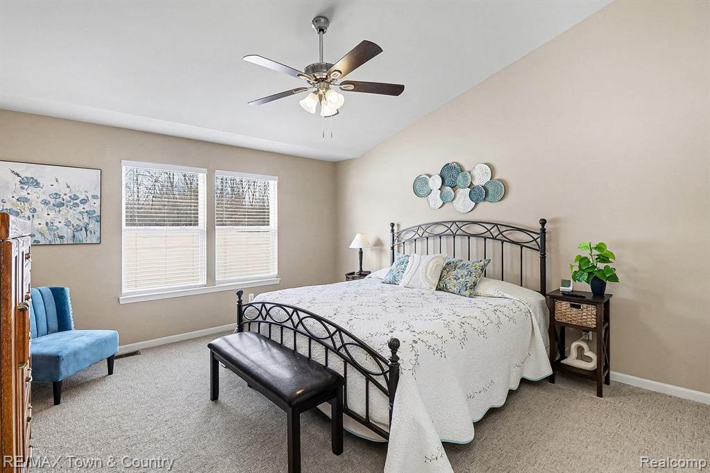 7241 Kings Way, Flushing, MI 48433 — Photo 14