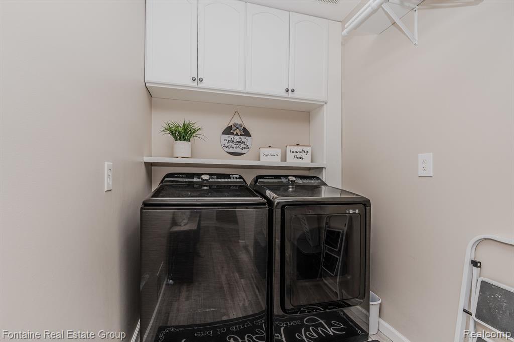 8742 WILLIAMSPORT Drive, White Lake, MI — Photo 25