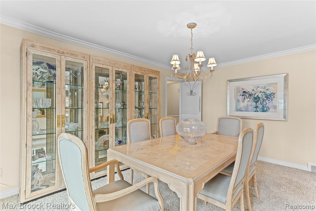 25933 Hersheyvale Drive, Franklin, MI 48025 — Photo 13