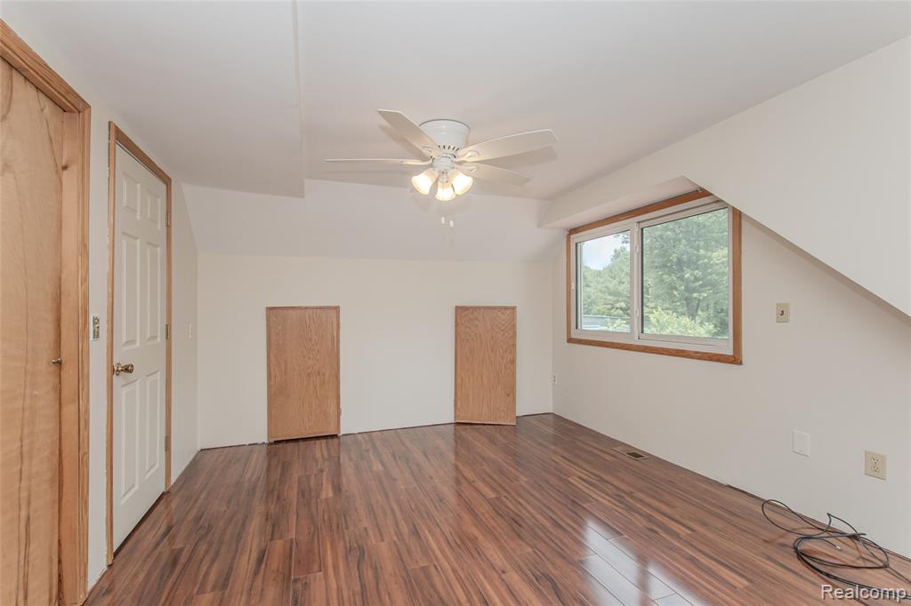 9042 Gale Road, White Lake, MI — Photo 54