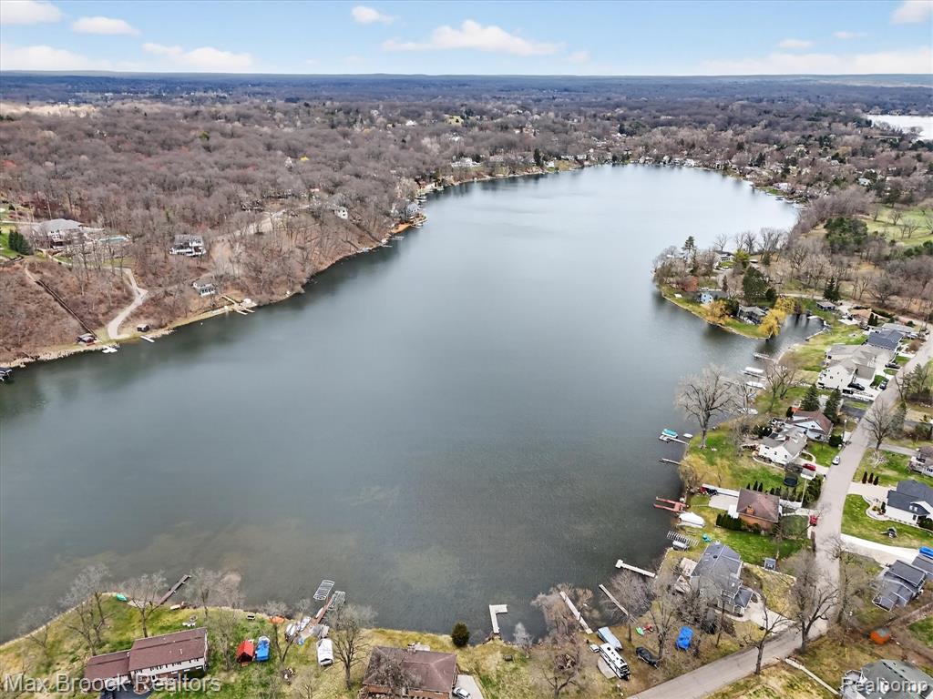 5001 Sylvanview Drive, Clarkston, MI 48348 — Photo 56