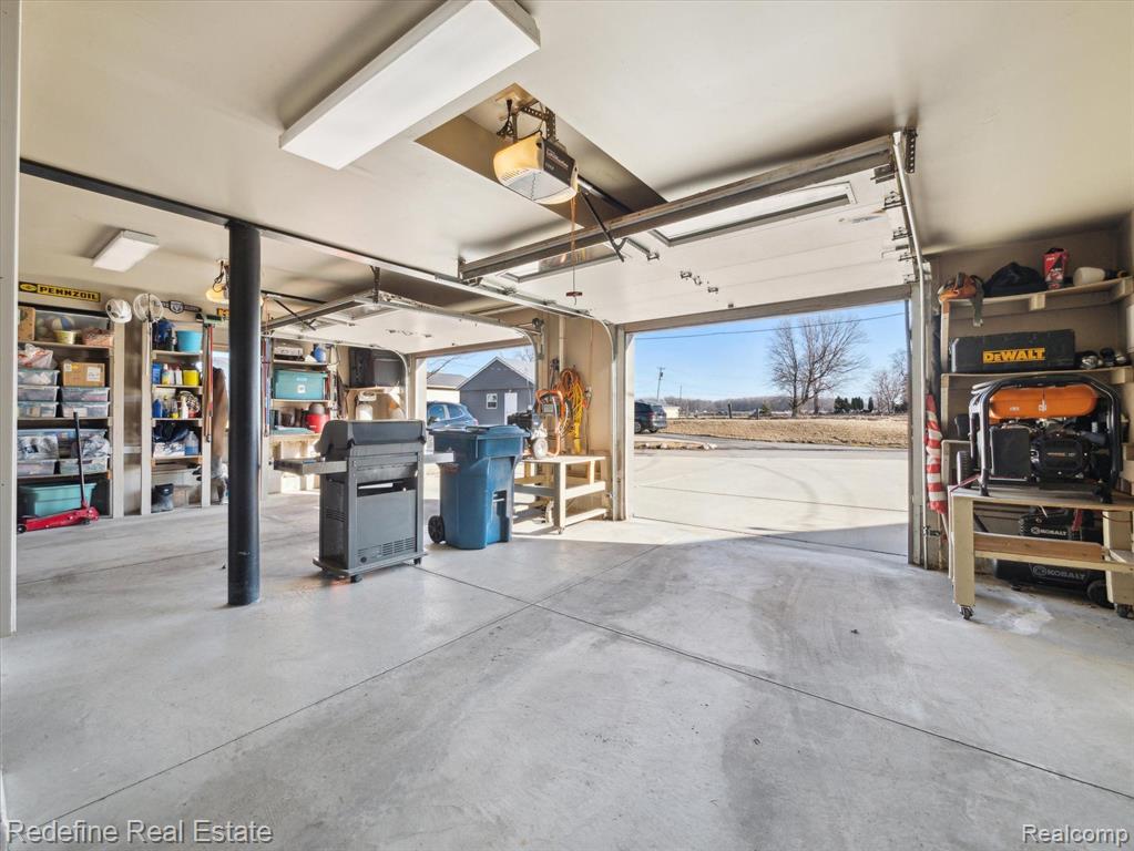 6730 Lakeshore Drive, Newport, MI 48166 — Photo 39