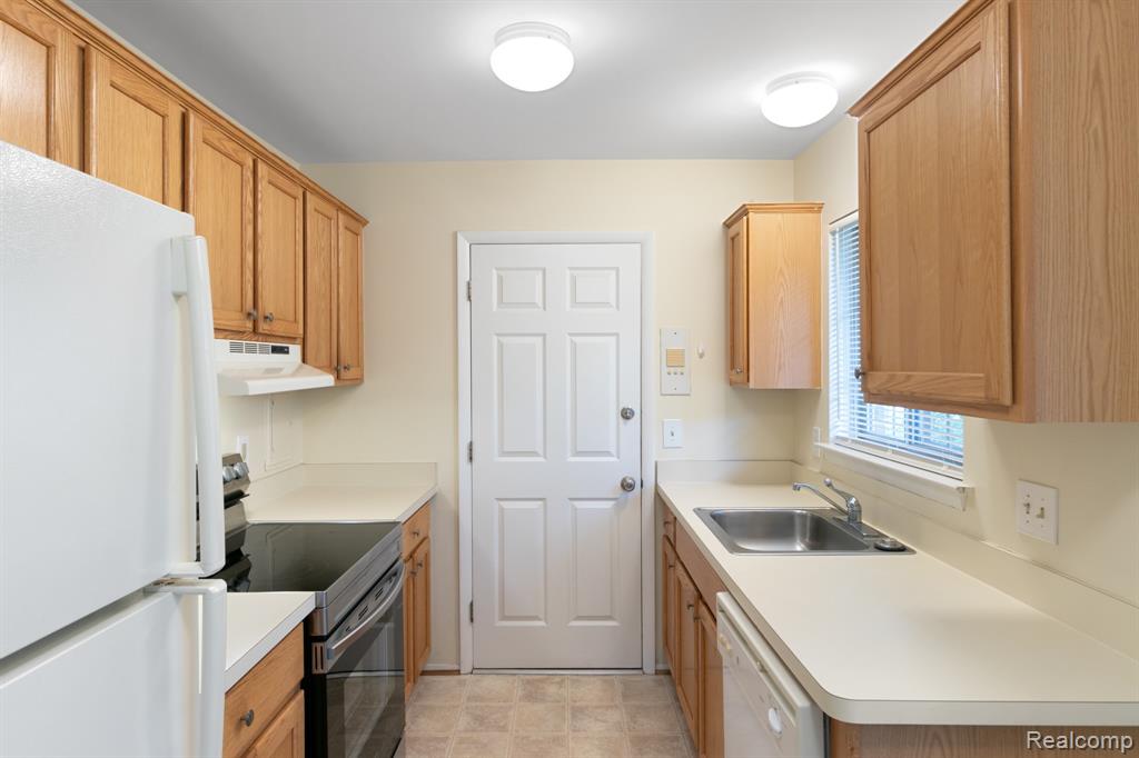 500 Romeo Road, condo rental portfolio, Rochester, MI 48307 — Photo 17
