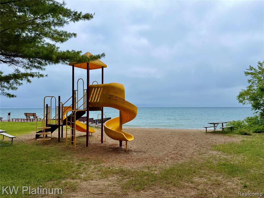 7955 Lakeshore Road, Burtchville, MI 48059 — Photo 29
