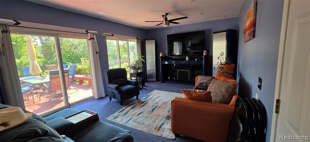8944 Brougham Drive, Sterling Heights, MI 48312 — Photo 9
