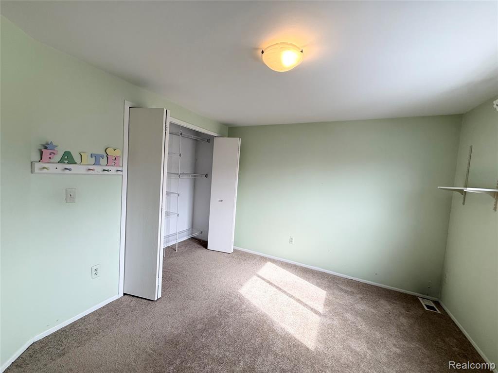 6842 Indian Creek Drive, West Bloomfield, MI — Photo 22