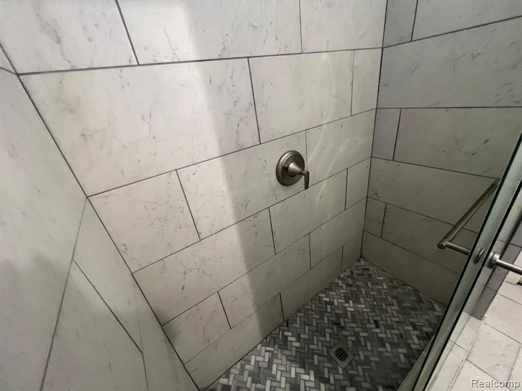 239 EASON Street, Highland Park, MI 48203 — Photo 3