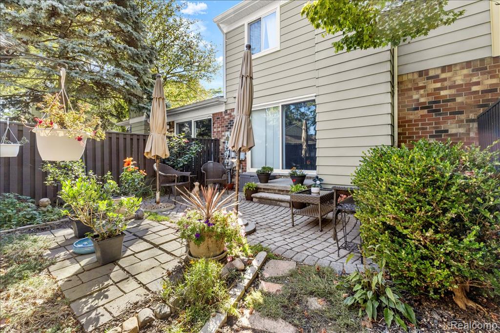 1936 Torquay Avenue, Royal Oak, MI 48073 — Photo 32