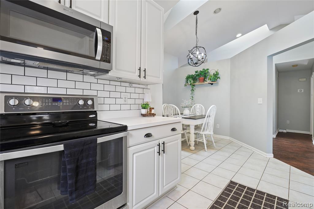 3309 Hilltop Drive, Holly, MI 48442 — Photo 10