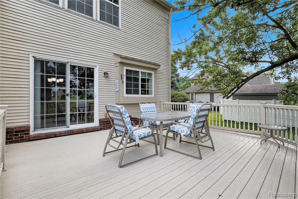 6162 MCCANDLISH Road, Grand Blanc, MI 48439 — Photo 32