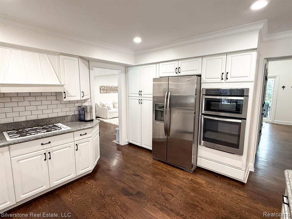 8085 DEERWOOD Road, Clarkston, MI 48348 — Photo 9