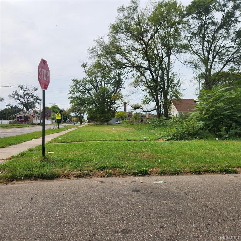 12603 NORTHLAWN Street, Detroit, MI 48238 — Photo 2