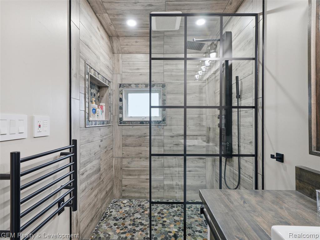 45625 W 9 Mile Road, Novi, MI — Photo 38