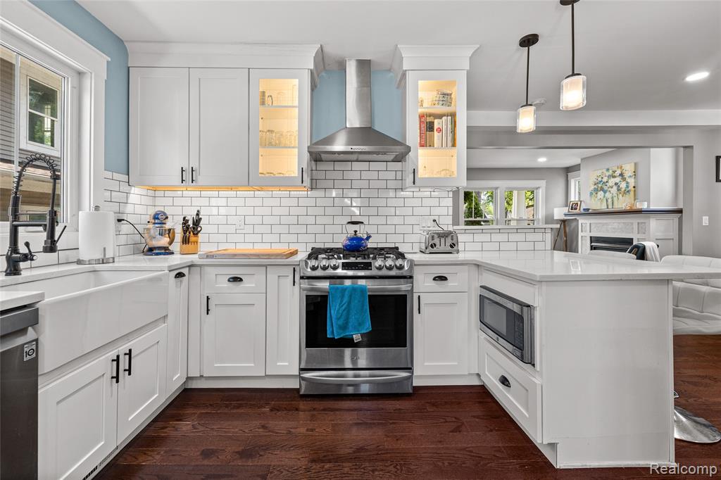 818 Mohawk Avenue, Royal Oak, MI 48067 — Photo 24